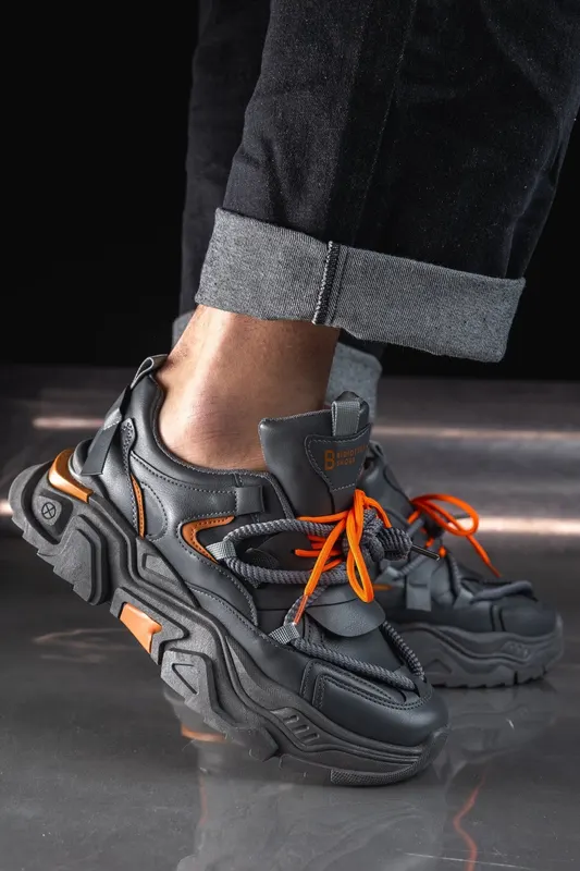 Adidasi Barbati – Urban Striker VX10