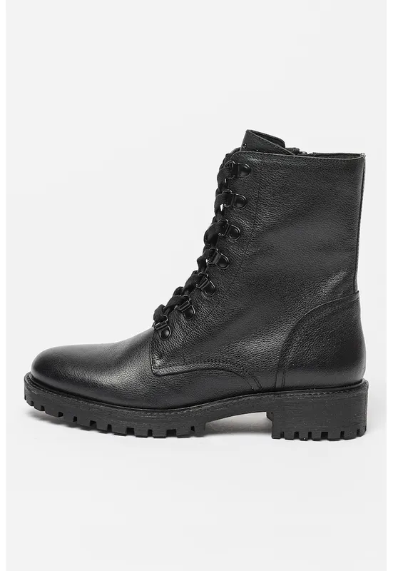Ghete din piele cu aspect texturat - Negru