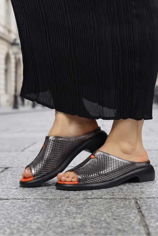 Papuci Dama din Piele Perforata Arginti - Toscana SIDEF