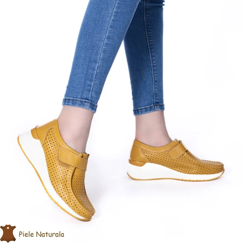Pantofi perforați Galbeni Muștar din Piele naturală CRL0115