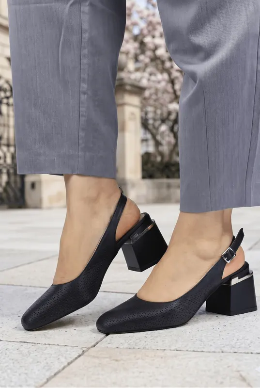 Pantofi Eleganti Decupati din Piele Negri - BYX BOX