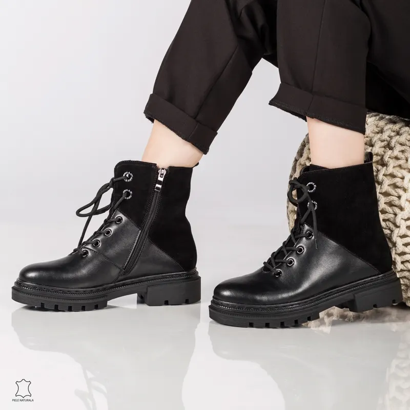 GHETE DAMA Inalta din PIELE Naturala CRL0635NEGRU