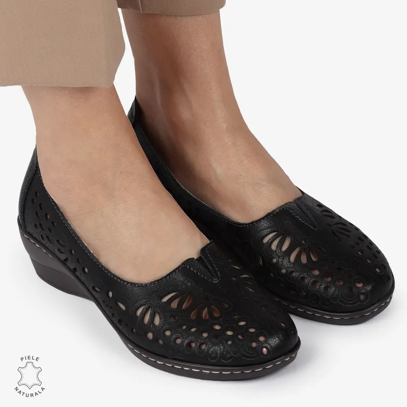 BALERINI dama din Piele naturala PERFORATA SLIP-ON CU TOC MIC CRL1362 NEGRU