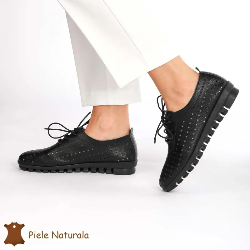 Pantofi Perforati dama din Piele Naturala cu mici perforatii CRL0188 NEGRU