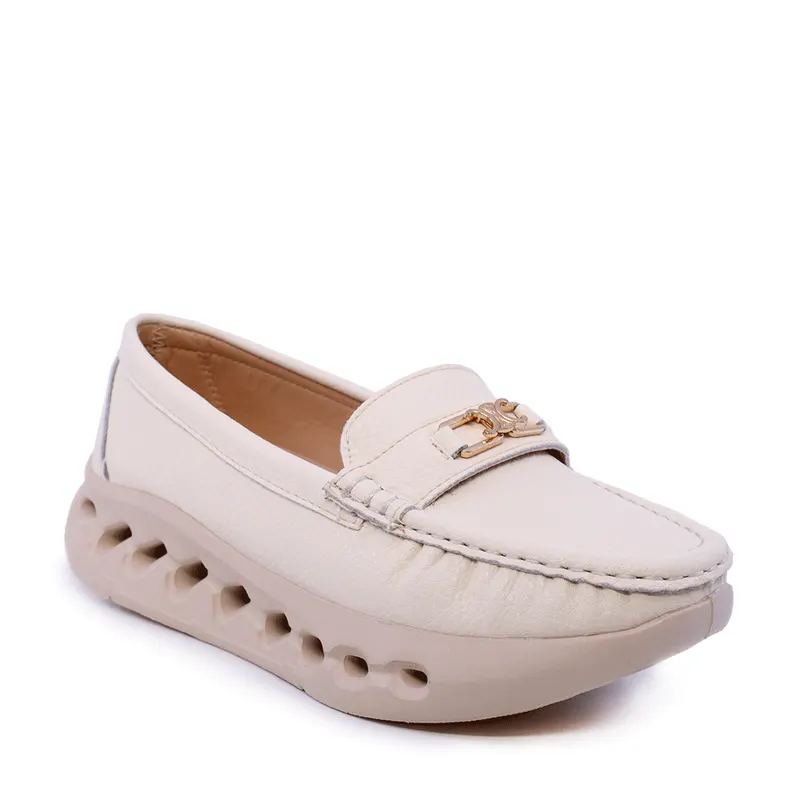 Mocasini femei bej cu accesoriu decorativ 2041DM2510BE — imaginea 2