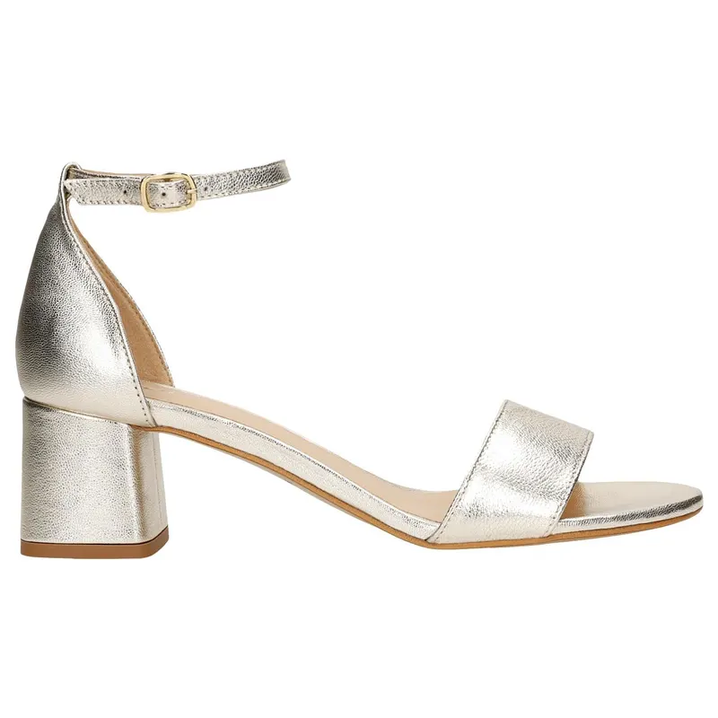 Sandale delicate culoare auriu damă