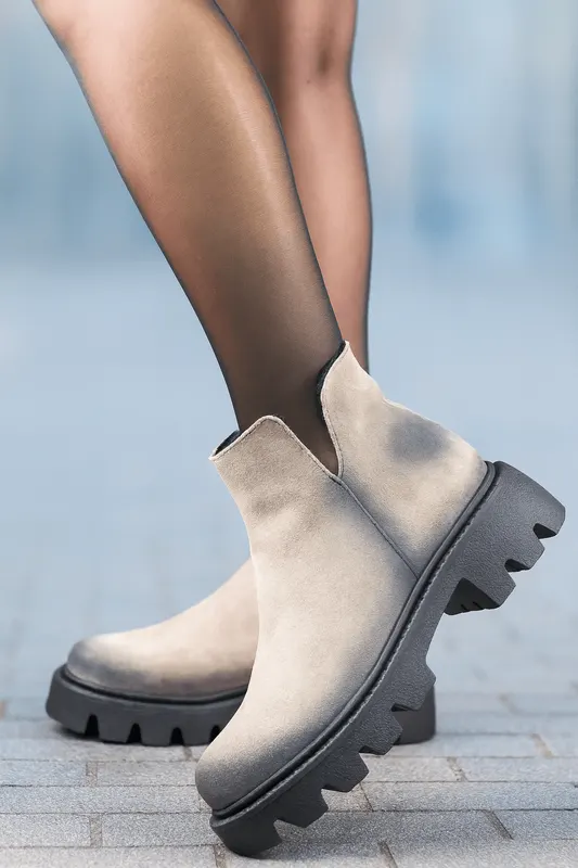 Ghete Casual din Piele Intoarsa Bej cu Fermoar - FAVA