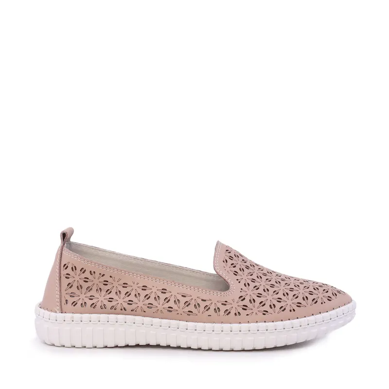 Pantofi cu perforații femei taupe din piele 1311DPF8100TA