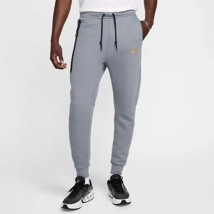 Pantaloni Nike M Tech Fleece Jggr