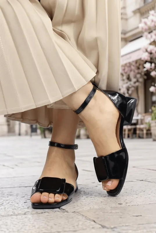 Sandale Elegante cu Toc din Piele cu Accesoriu - SYM BLACK