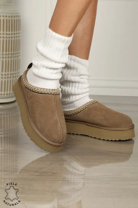 PAPUCI DAMA TIP UG din PIELE NATURALA INTOARSA CRL1268 CULOARE: KHAKI