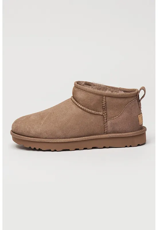 Ghete slip-on de piele intoarsa cu finisaj rezistent la apa Classic Ultra Mini - Maro taupe deschis