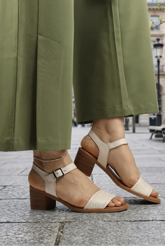 Sandale Dama din Piele Bej cu Toc Gros - TLYA BEIGE