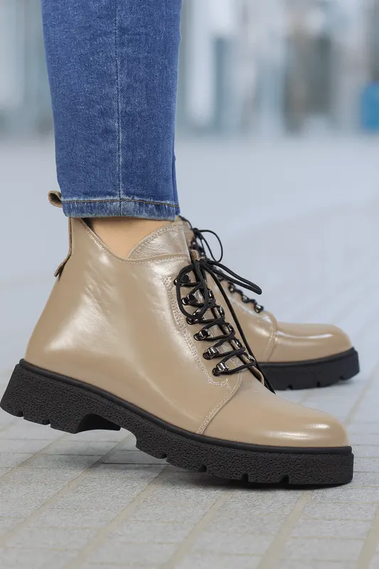 Ghete Casual Dama din Piele Lac Taupe cu Capse - PIA