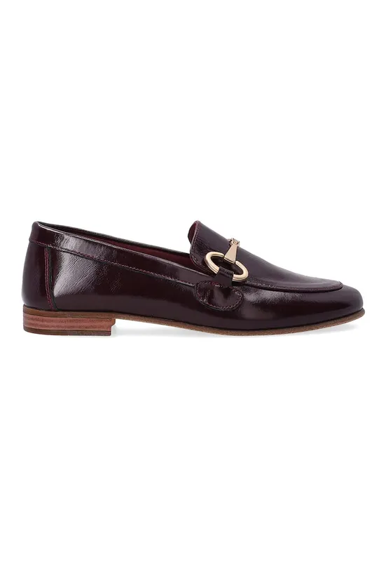 Pantofi loafer din piele lacuita - cu aspect texturat