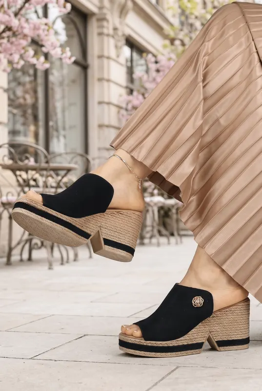 Saboti din Piele Negri cu Talpa Ortopedica - ZIRE BLACK