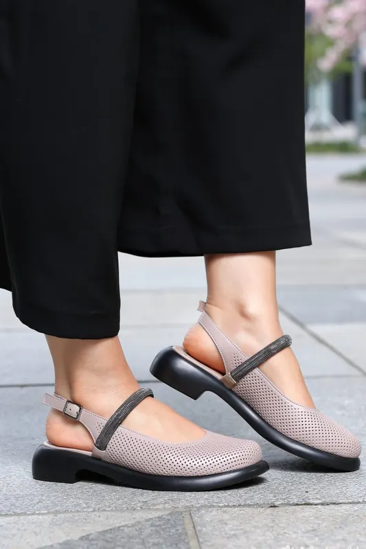 Pantofi Decupati din Piele Grej cu Bareta - ZENY GRI