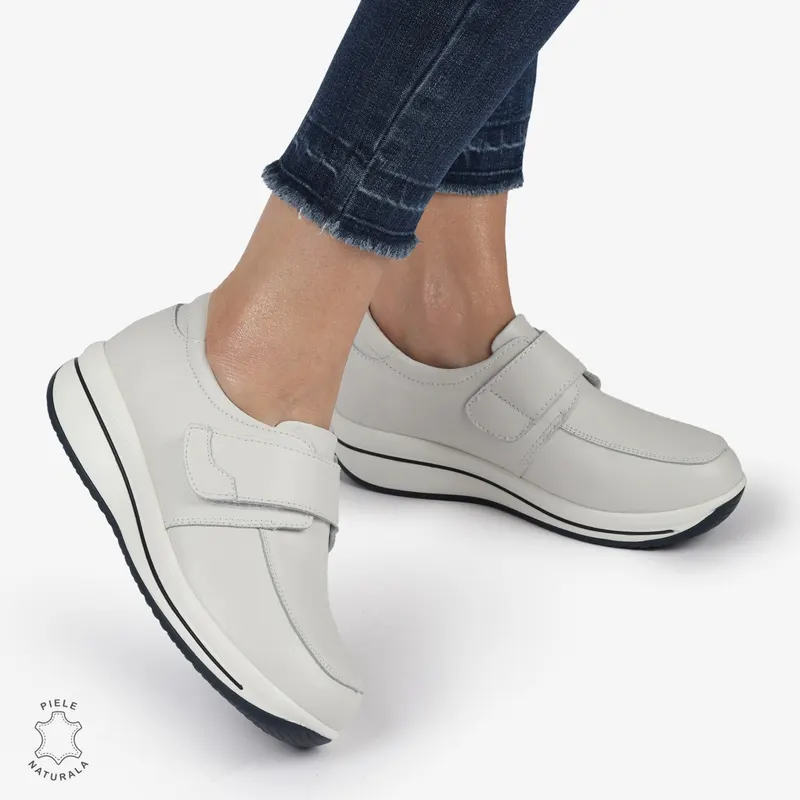 Mocasini dama din piele naturala cu talpa groasa CRL0004 ALB