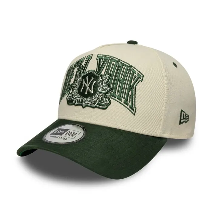 Sapca New Era MLB New York Yankees Suede 9FORTY E-Frame Adjustable Cap Cream Green