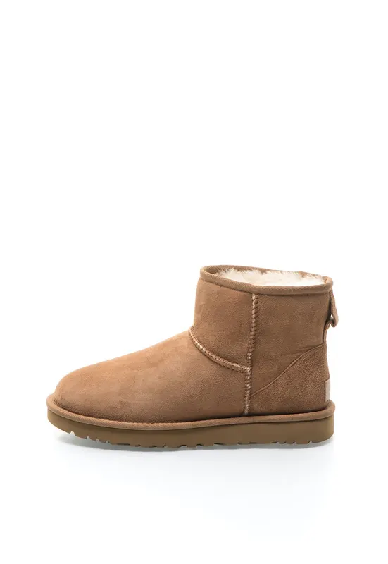 Ghete maro camel de piele intoarsa Classic Mini II