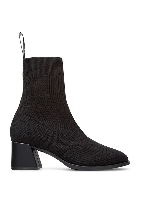 Botine din material textil Kora - Negru