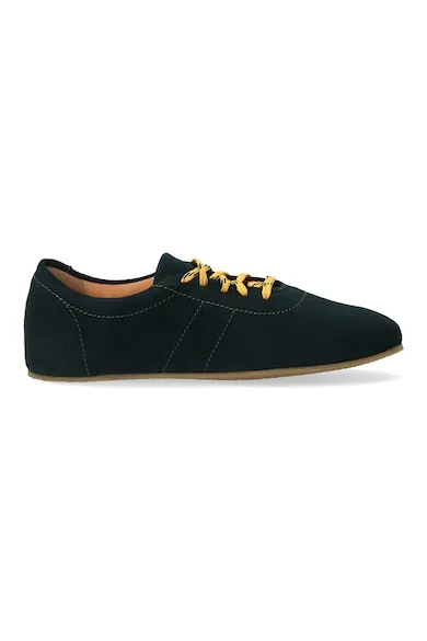 Pantofi sport cu talpa joasa din piele intoarsa