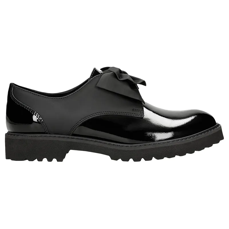 Pantofi negri slip-on cu elemente lăcuite dame