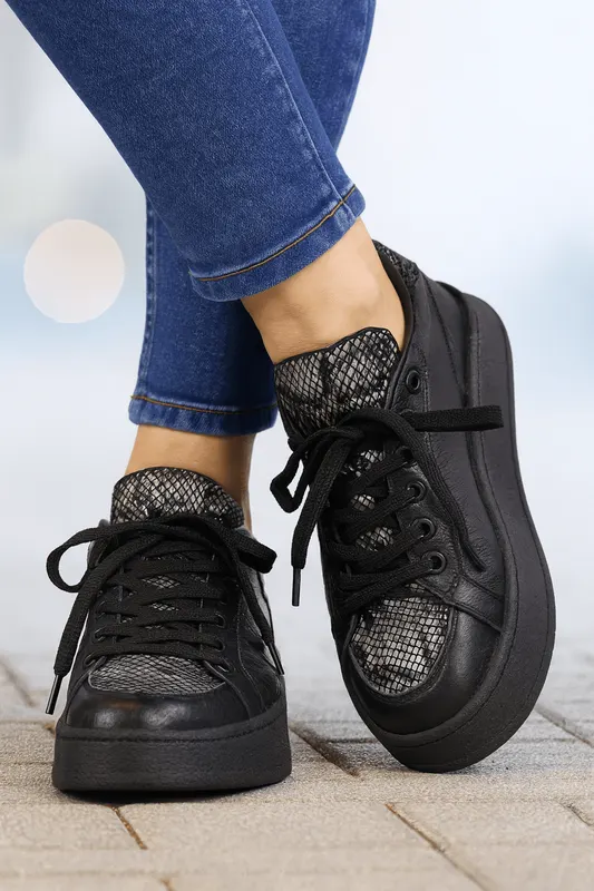 Pantofi Dama din Piele Negri cu Print - TORA BLACK