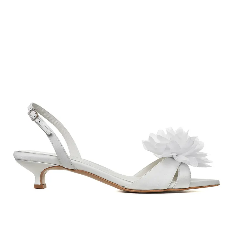 Sandale Julia Satin, Albe - Kitten Heels