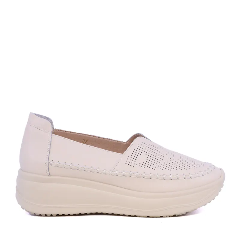 Pantofi tip slip on femei bej din piele 3749DPF011BE
