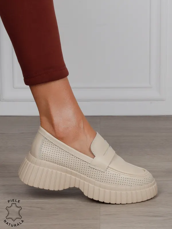 Mocasini dama din Piele Naturala cu mici perforati cu talpa inalta CRL1567 BEJ