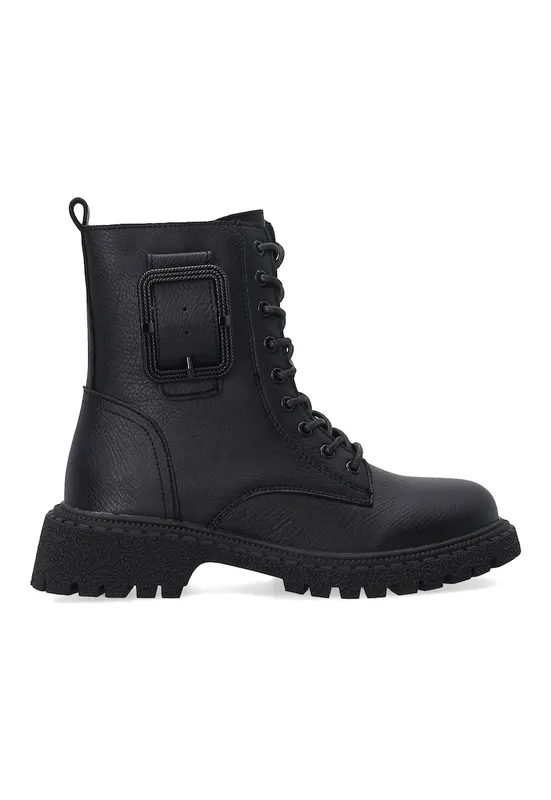Ghete din piele
