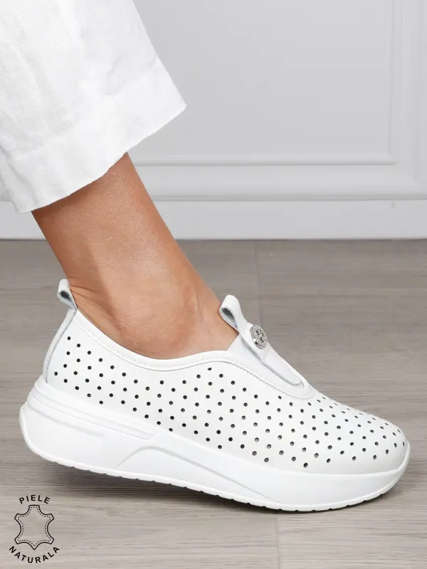 Pantofi Casual dama din Piele Naturala mici perforati CRL1542ALB