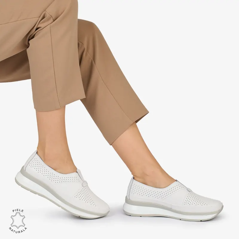PANTOFI CASUAL Dama Piele Naturala USOR INALTA CRL1050 Culoare: ALB