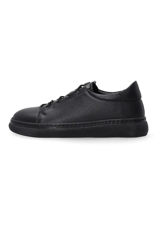 Pantofi sport din piele naturala si varf rotunjit