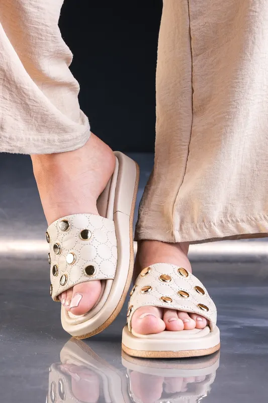 Papuci Dama din Piele Bej cu Accesorii - Tosca Beige