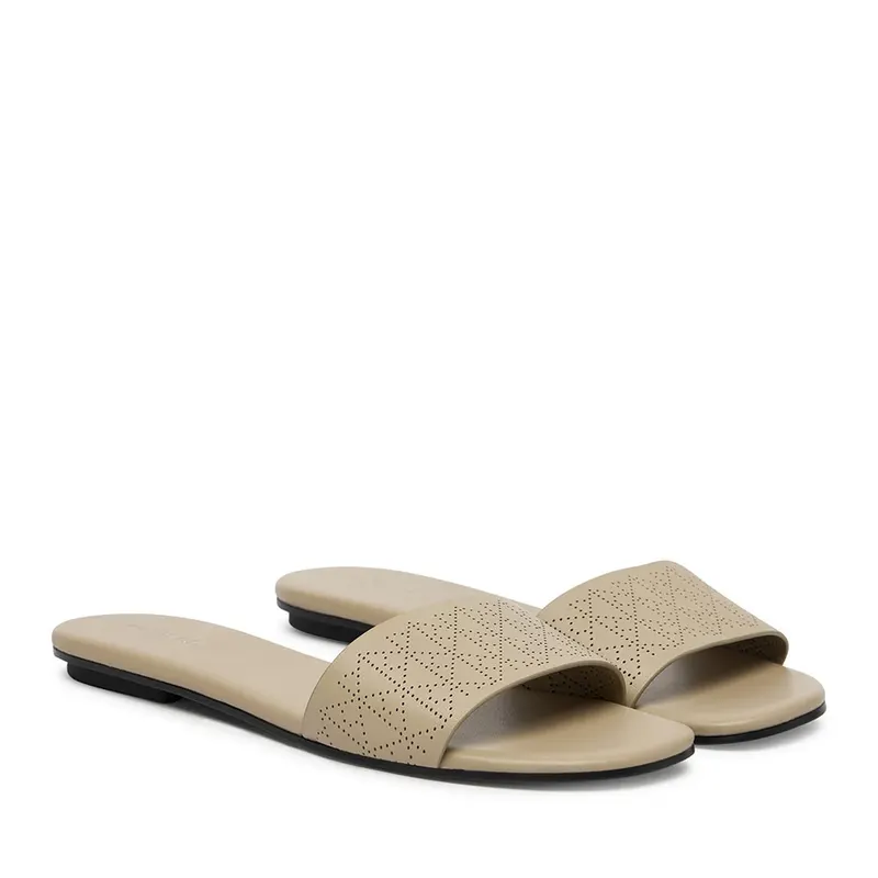Papuci de plajă femei Calvin Klein taupe din piele 2371DST2857TA — imaginea 2