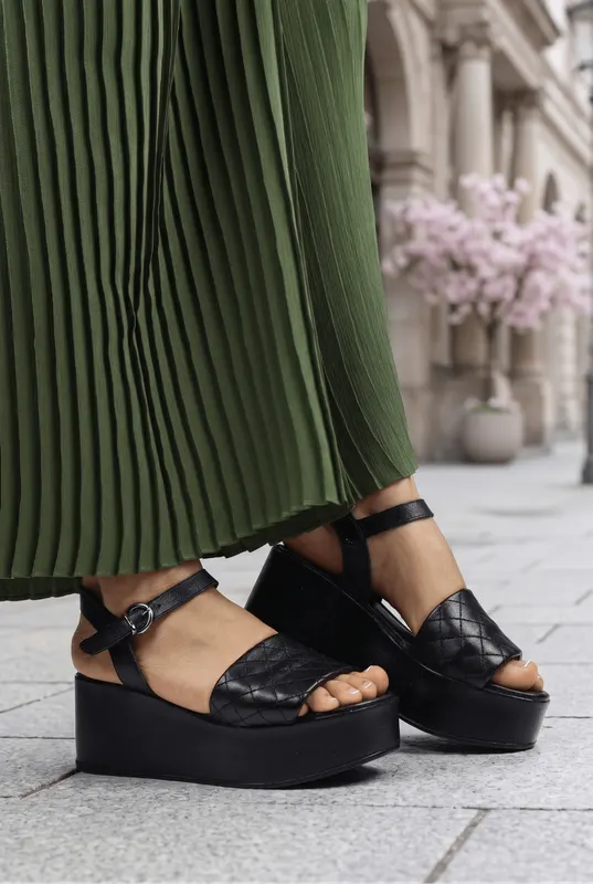 Sandale din Piele Negre cu Talpa Groasa - Emira BLACK
