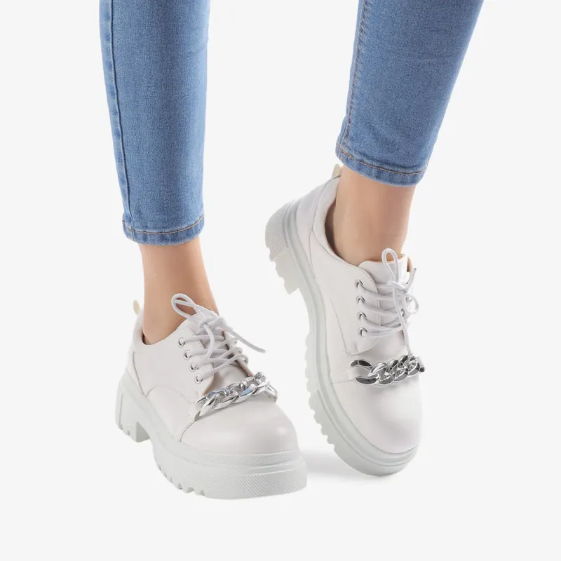 SNEAKERS dama din Piele Ecologica Lacuita cu Accesoriu Argintiu CRL0718 ALB