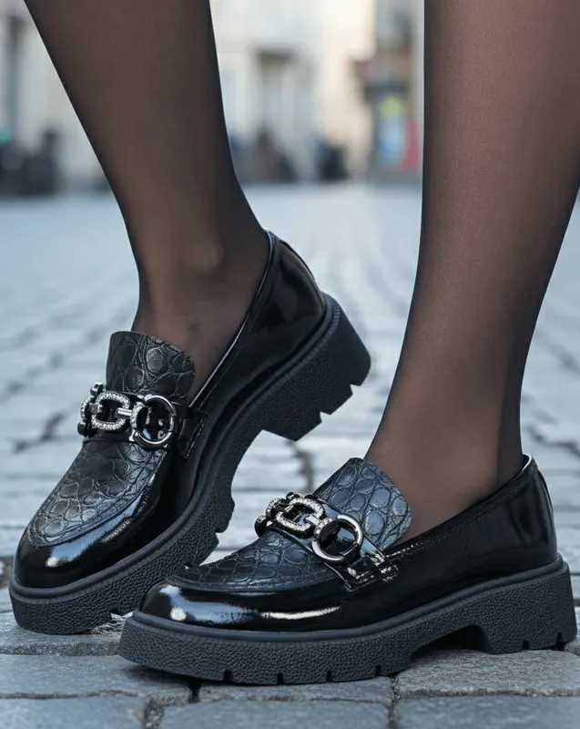 Pantofi Casual din Piele Lac Negri cu Accesoriu - ELEZ