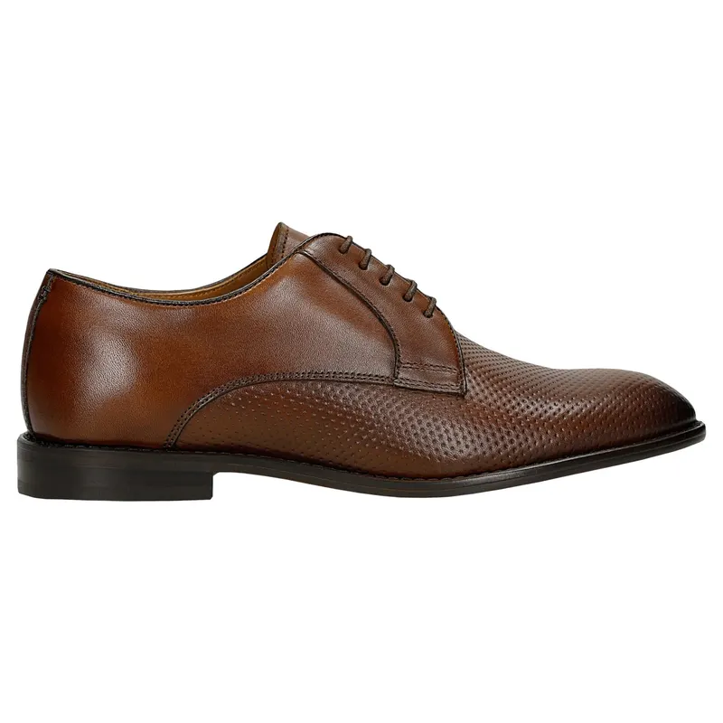 Pantofi eleganți bărbătești maro din piele perforată