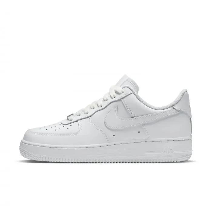 Pantofi sport Nike Wmns Air Force 1 07