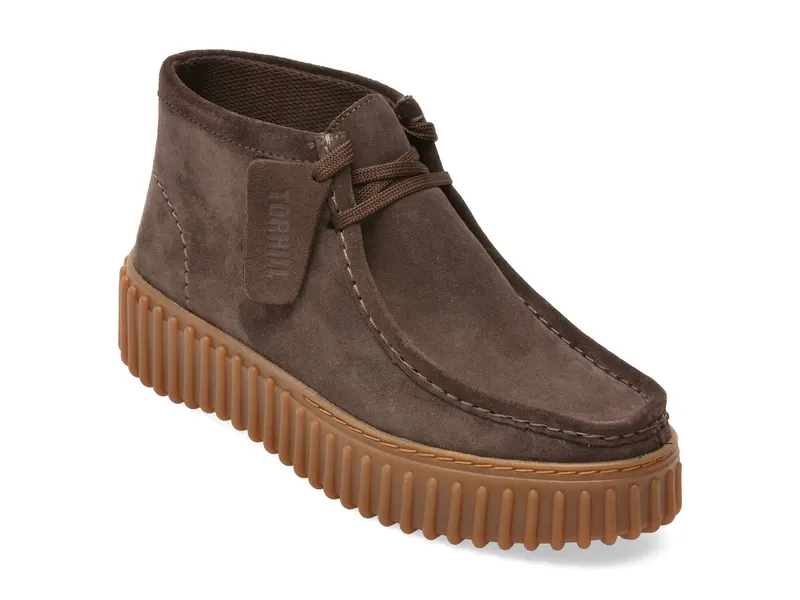 Ghete CLARKS maro, TORHILL MOSS, din piele intoarsa