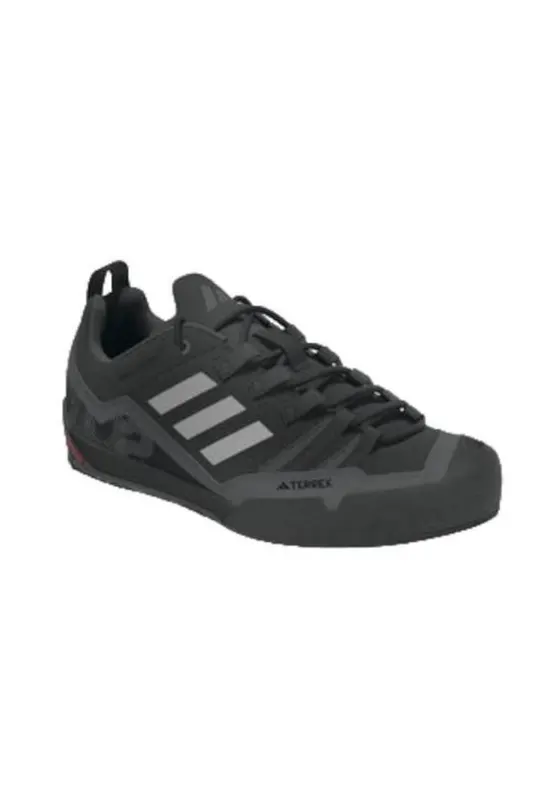 Pantofi trekking cu profil jos