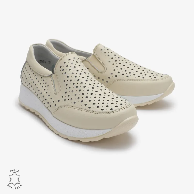 Pantofi Casual dama din Piele Naturala Perforati CRL0711 BEJ