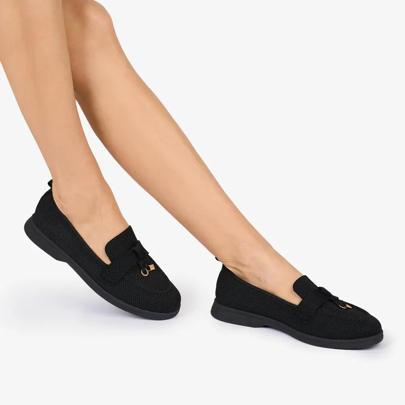 MOCASINI dama TEXTIL CU DETALIU AURIU CRL1027 Culoare: NEGRU