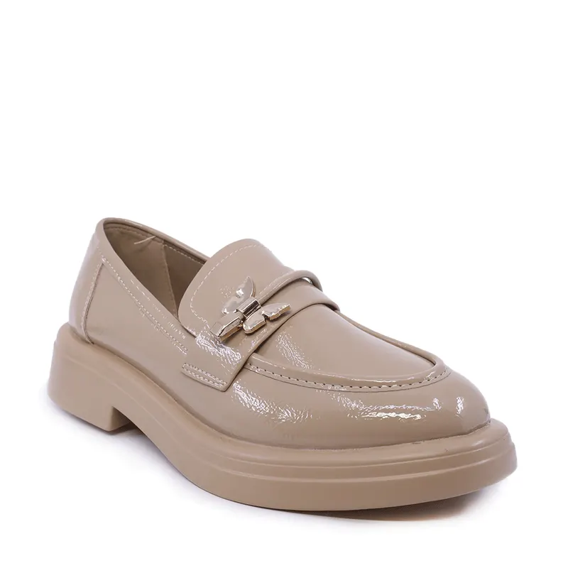 Pantofi tip loafer femei Solo Donna bej din piele lăcuită 2541DP9995LBE — imaginea 2