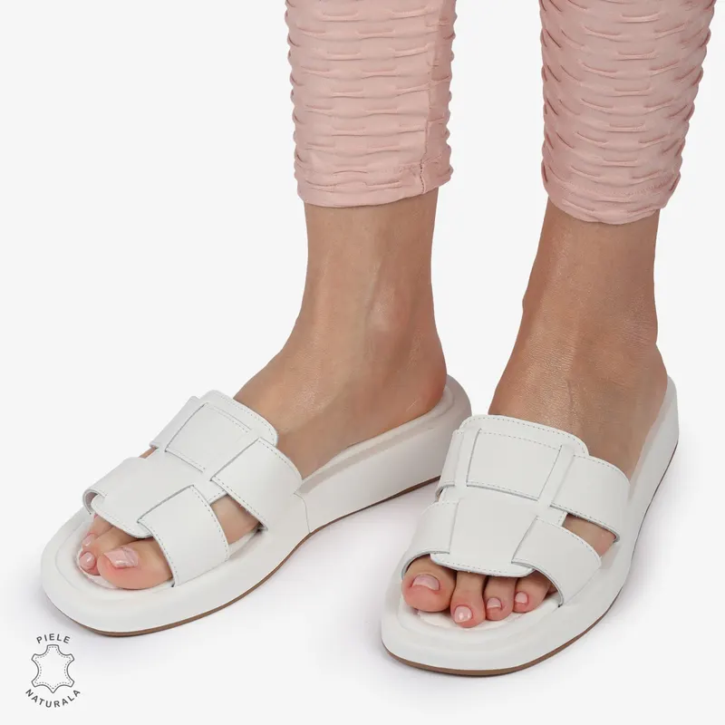 PAPUCI Dama Piele Naturala CRL1430 ALB