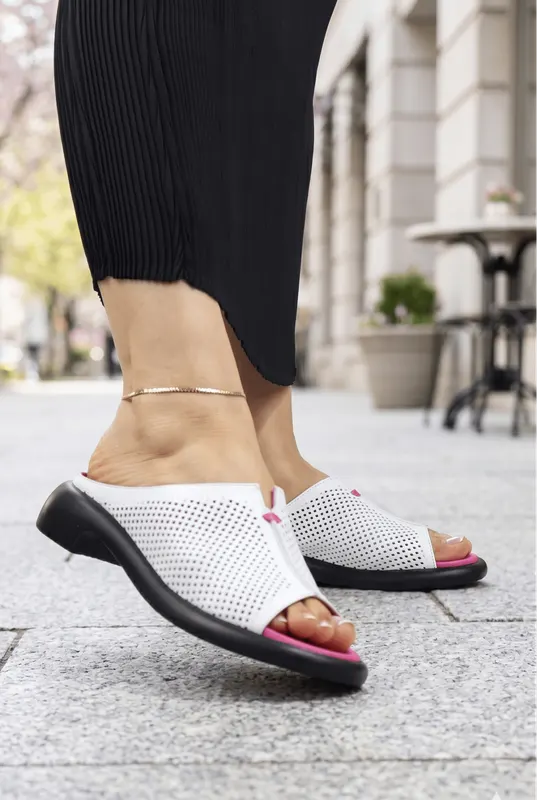Papuci Dama din Piele Alba Perforata - Toscana White