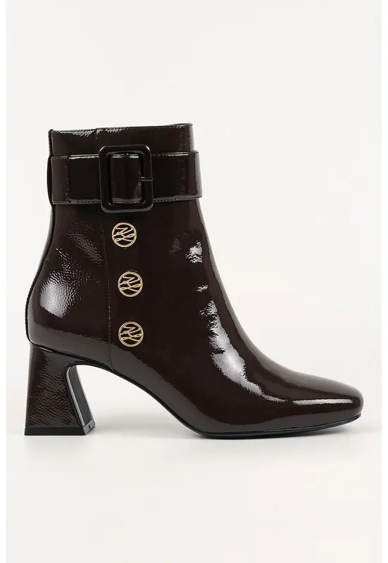 Botine cu toc masiv si logo - Maro cognac